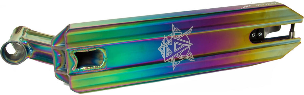 Deska Revolution Storm Neochrome