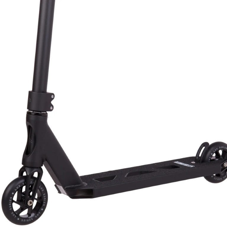Freestyle koloběžka Striker Essential L Black