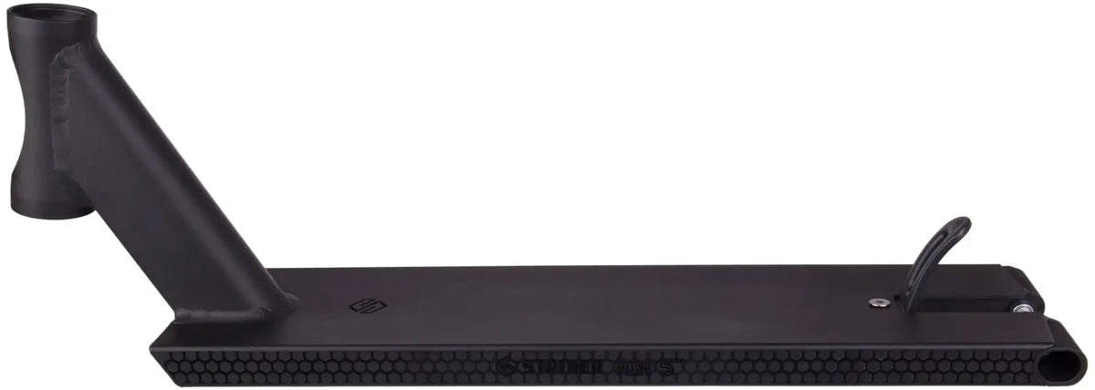 Deska Striker Lux Five Boxed 490 Black